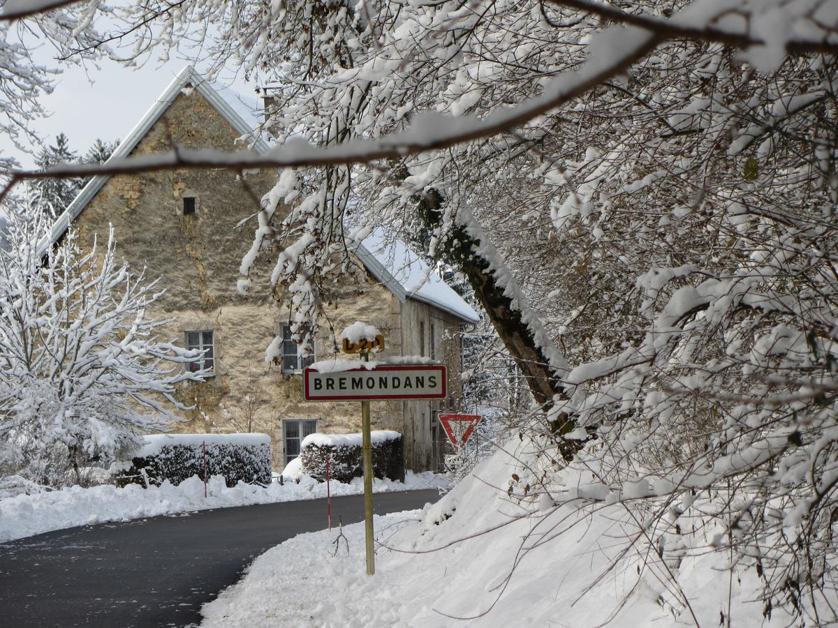Bed & Breakfast Le Relais Des Deux Tours Brémondans